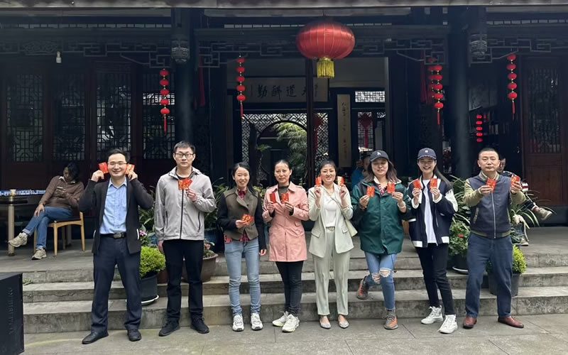 綿陽市先鋒醫(yī)療器械有限公司：凝聚團隊力量，共筑先鋒夢想 —— 2023年春季團建活動紀(jì)實2.jpg